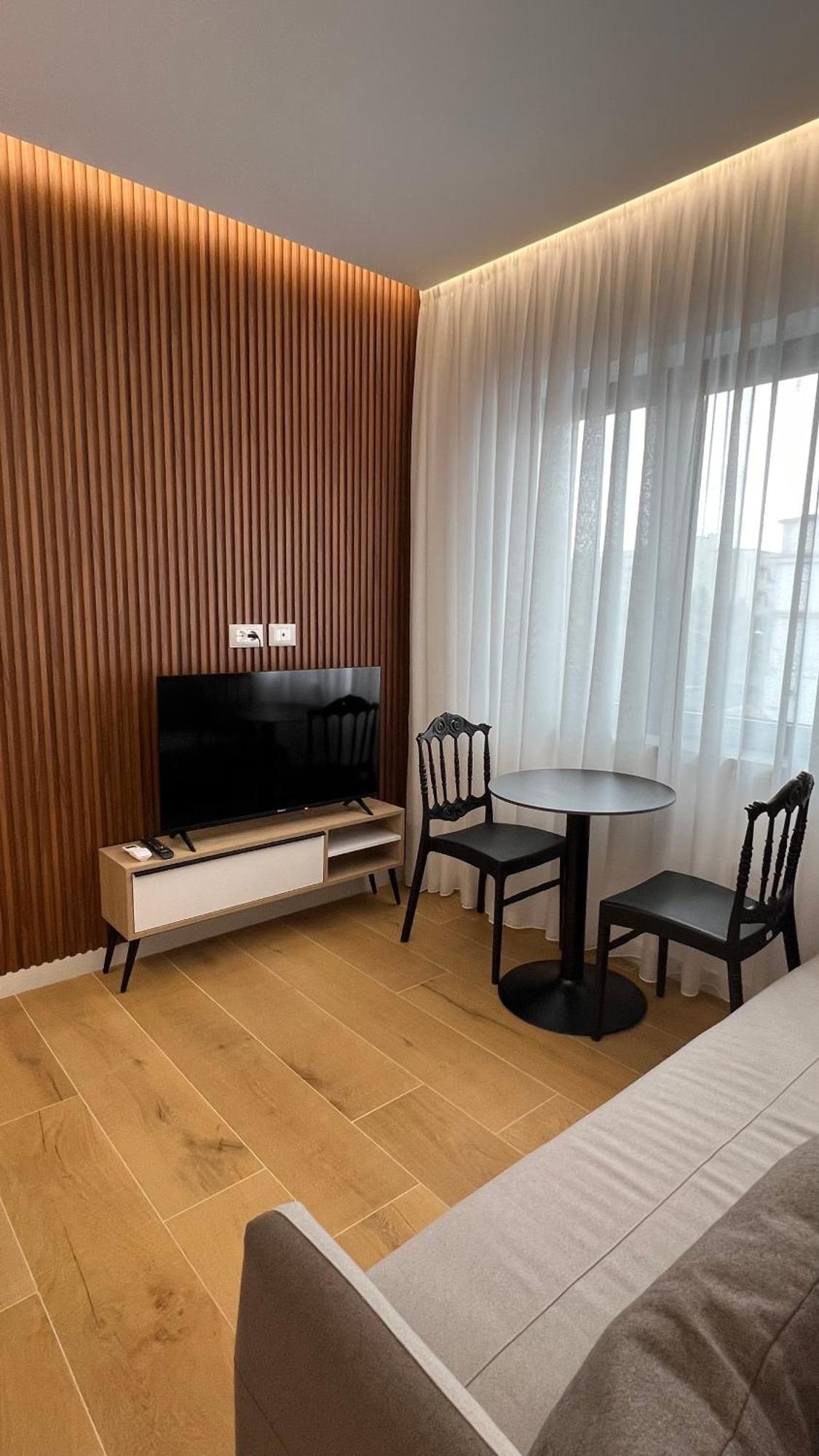Tirana Central Apartments Екстер'єр фото