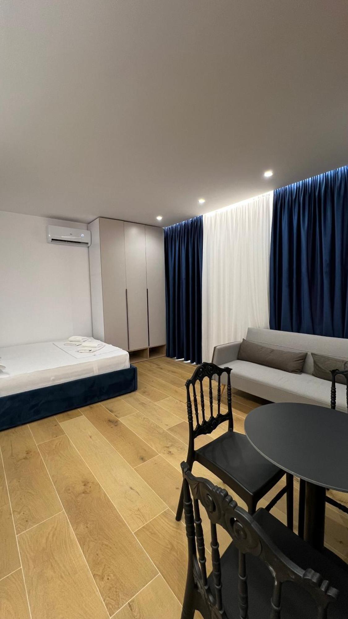 Tirana Central Apartments Екстер'єр фото